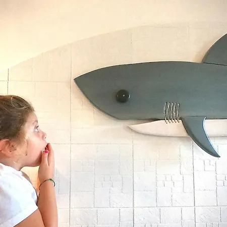 Berchi Boutique Marina Di * كيوتي
